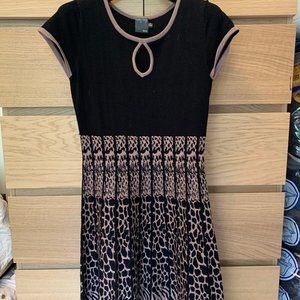 Gabby Skye Stretch Animal Print Sweater Dress